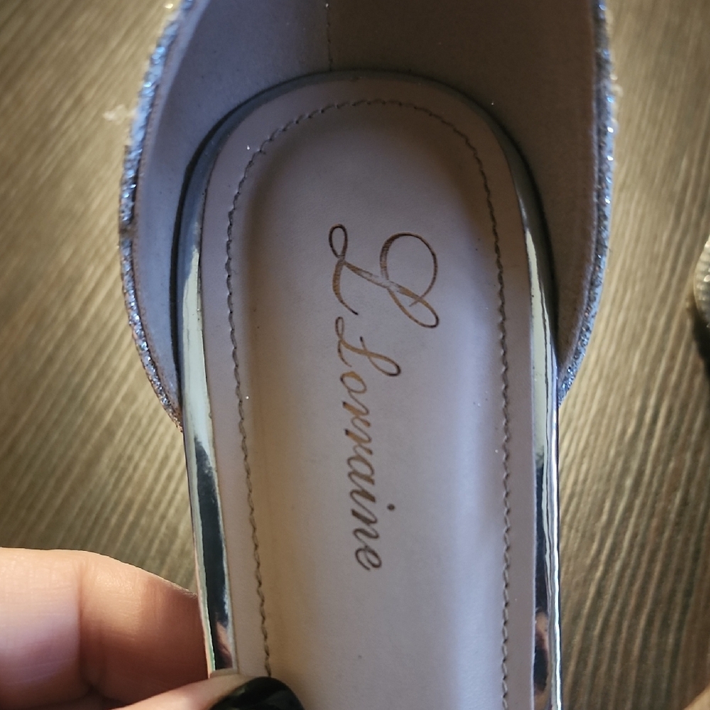 L'Amour Glittering Silver Heels - Picture 2 of 13